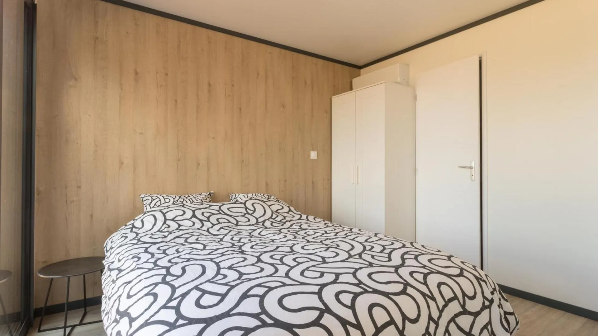 Villa Neuve Avec 3 Chambres Et Terrasse A 100 M De La Plage De Betahon Ambon